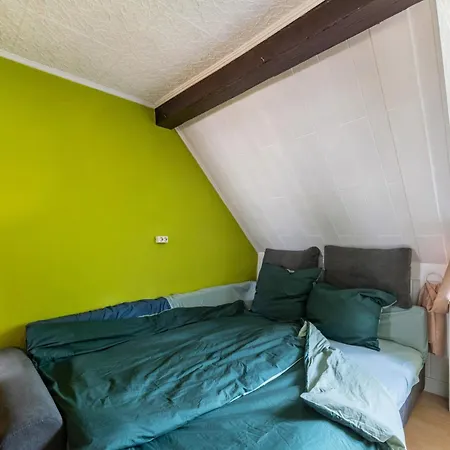 Olivias Apartment